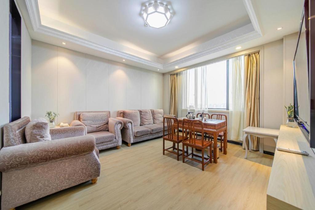 Vienna International Hotel Shanghai Pujiang Exterior photo