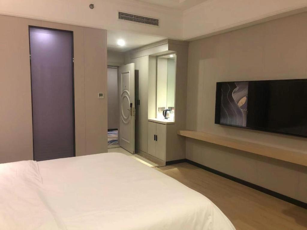 Vienna International Hotel Shanghai Pujiang Exterior photo